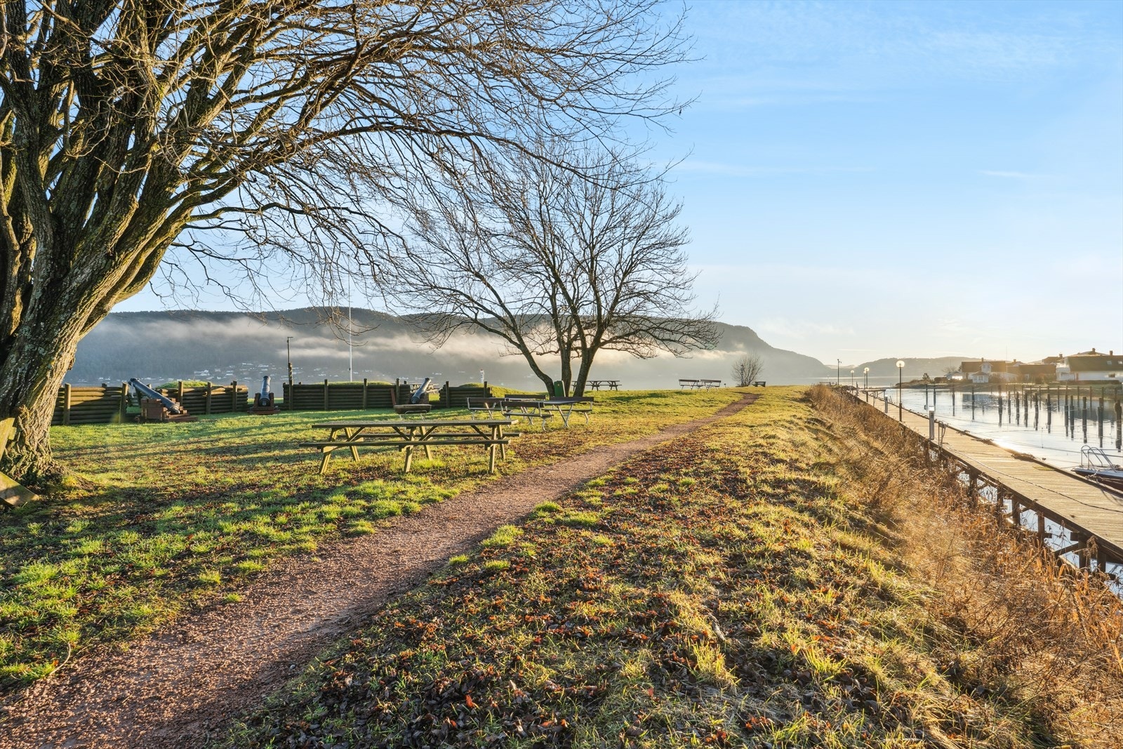 Idylliske batteriøya med flotte turområder ligge like ved. Galleribilde