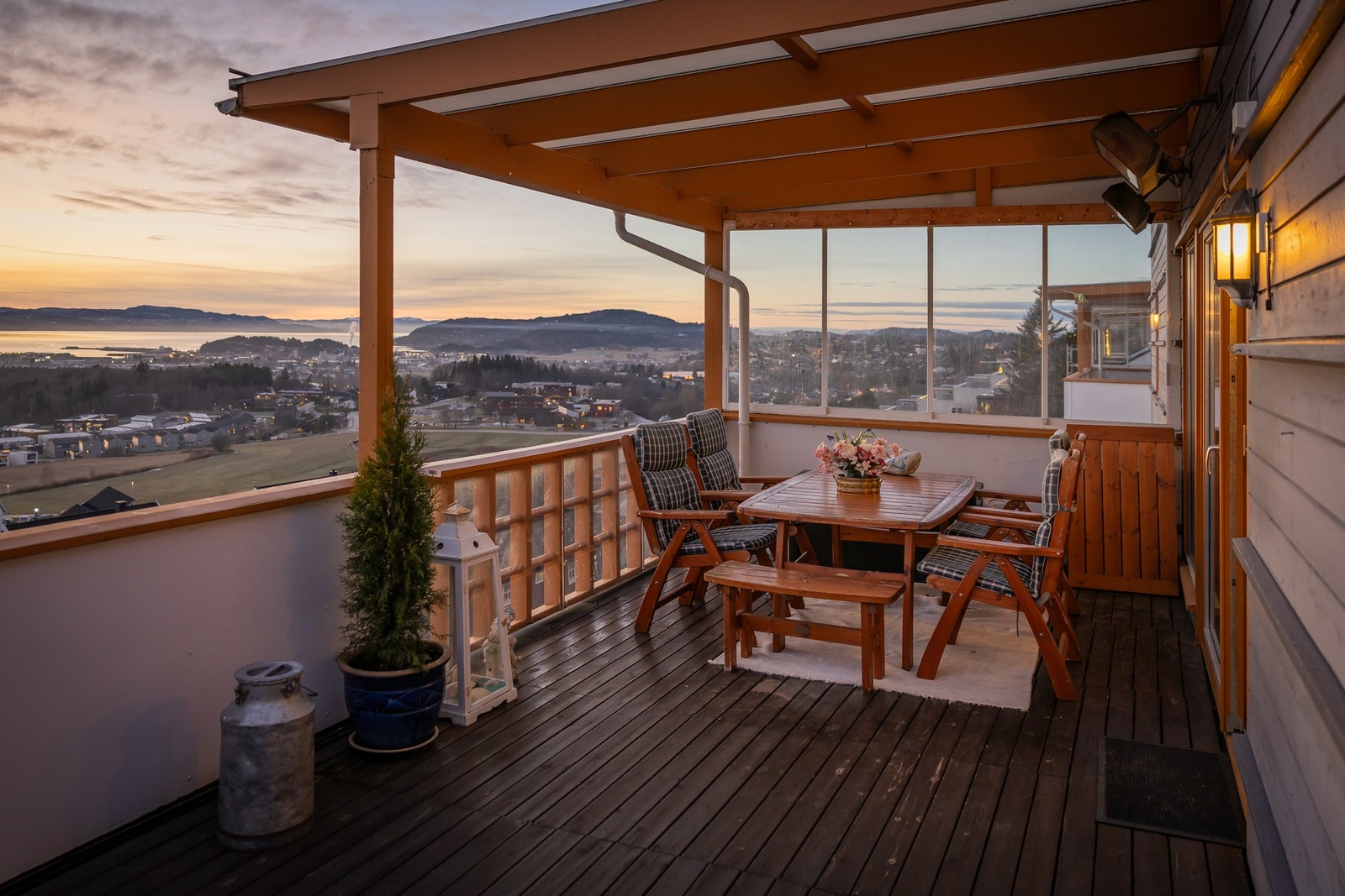 God plass for møblering. Galleribilde