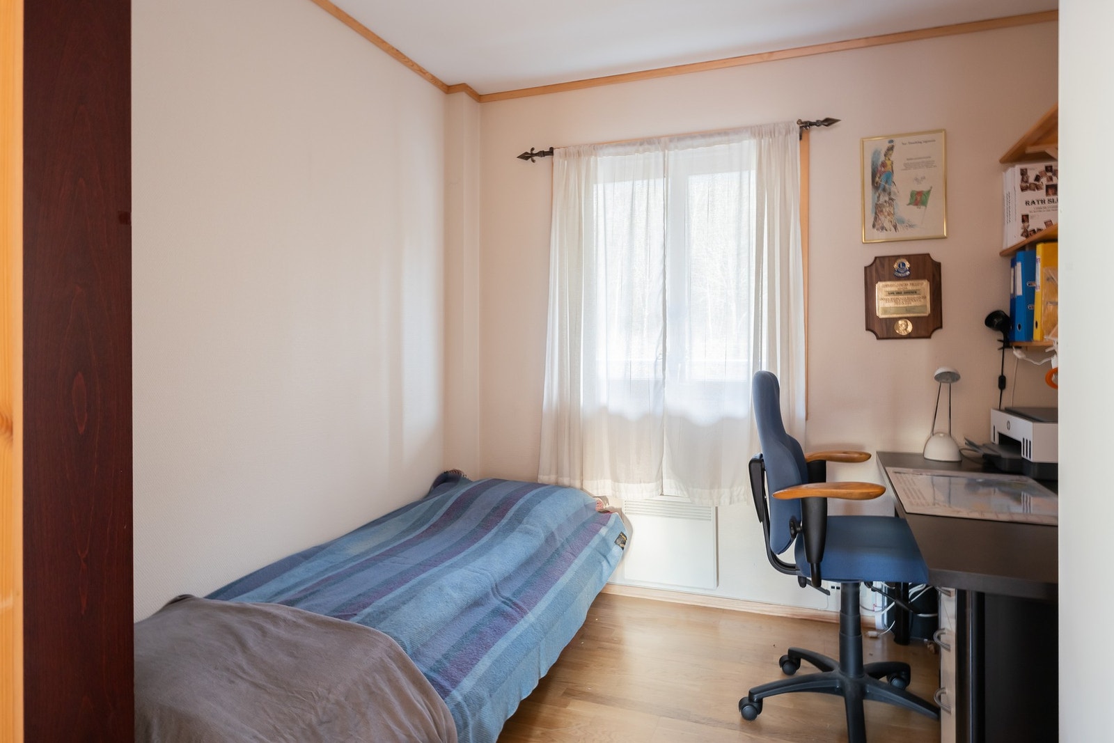Soverom 3 er på ca. 7 kvm og fungerer bra som et kontor eller gjesterom. Galleribilde