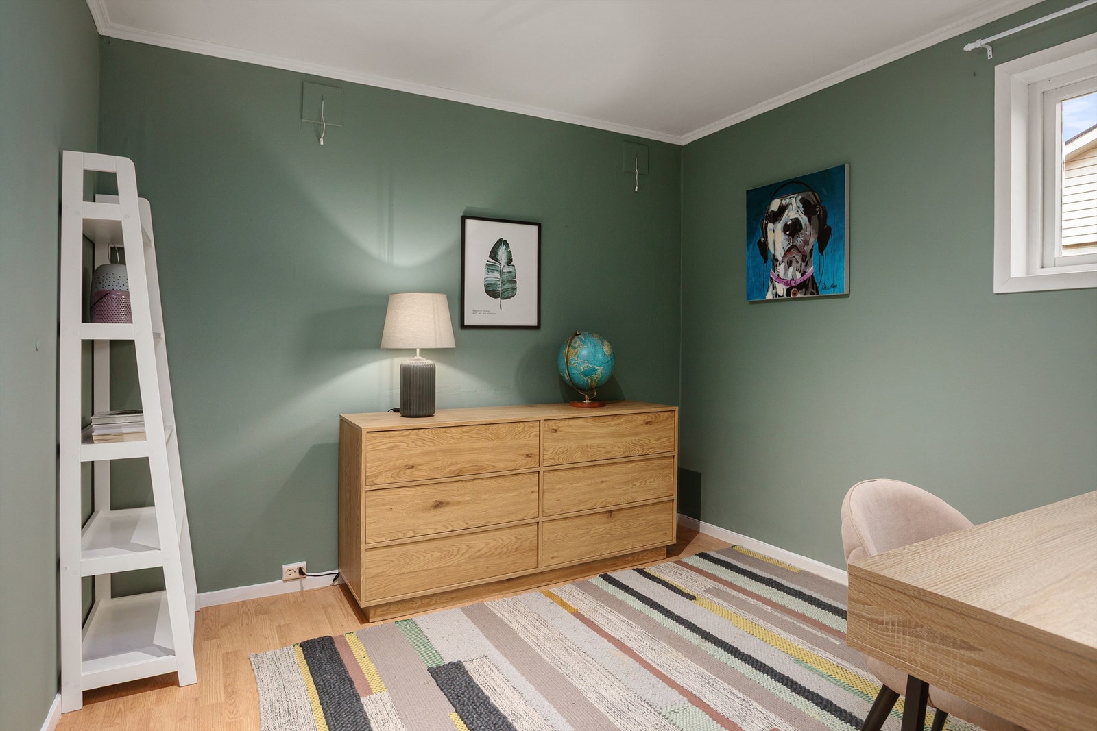 Innredet rom som brukes som soverom 3 - Byggemeldt som bod og er Ikke godkjent til varig opphold Galleribilde