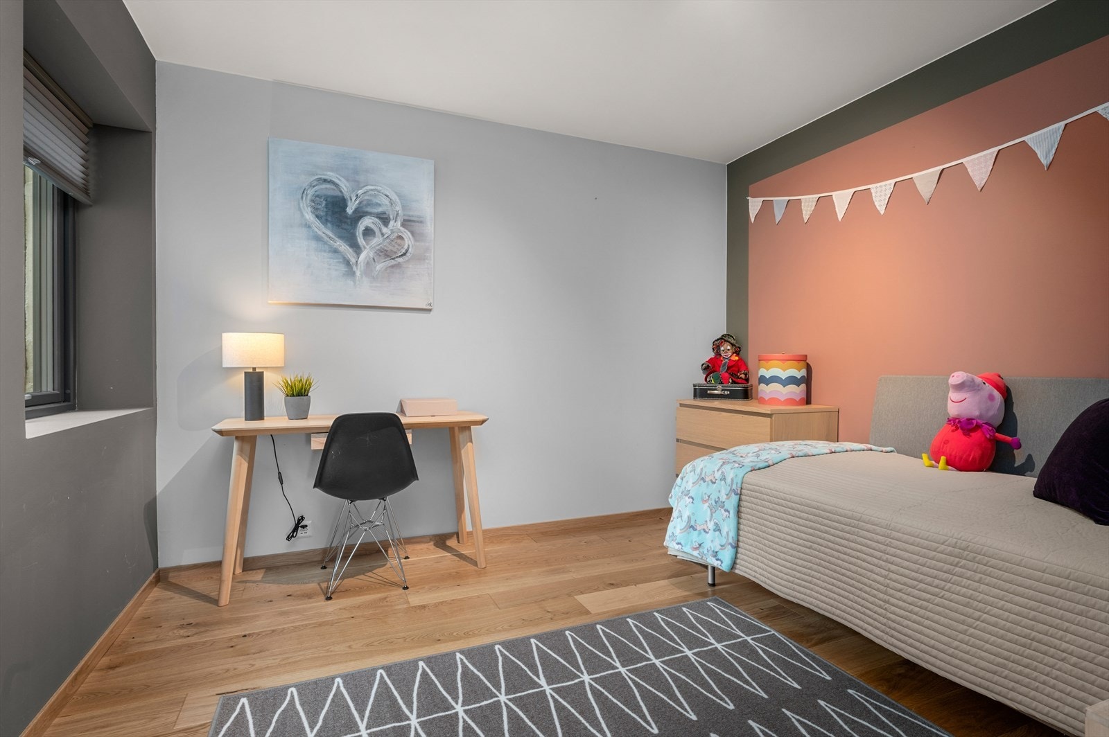 Tredje soverom kan også brukes som gjesterom/kontorrom. Galleribilde