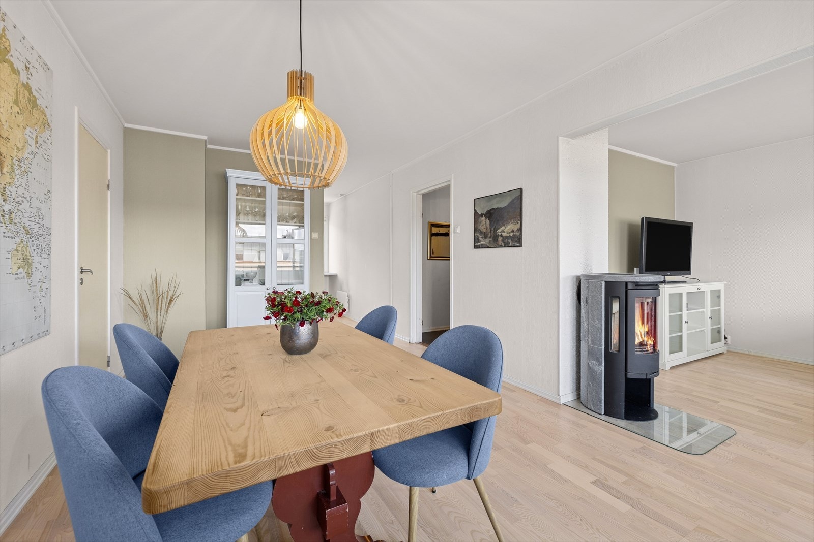 Pen og lys 4-roms andelsleilighet i Nybu. Galleribilde