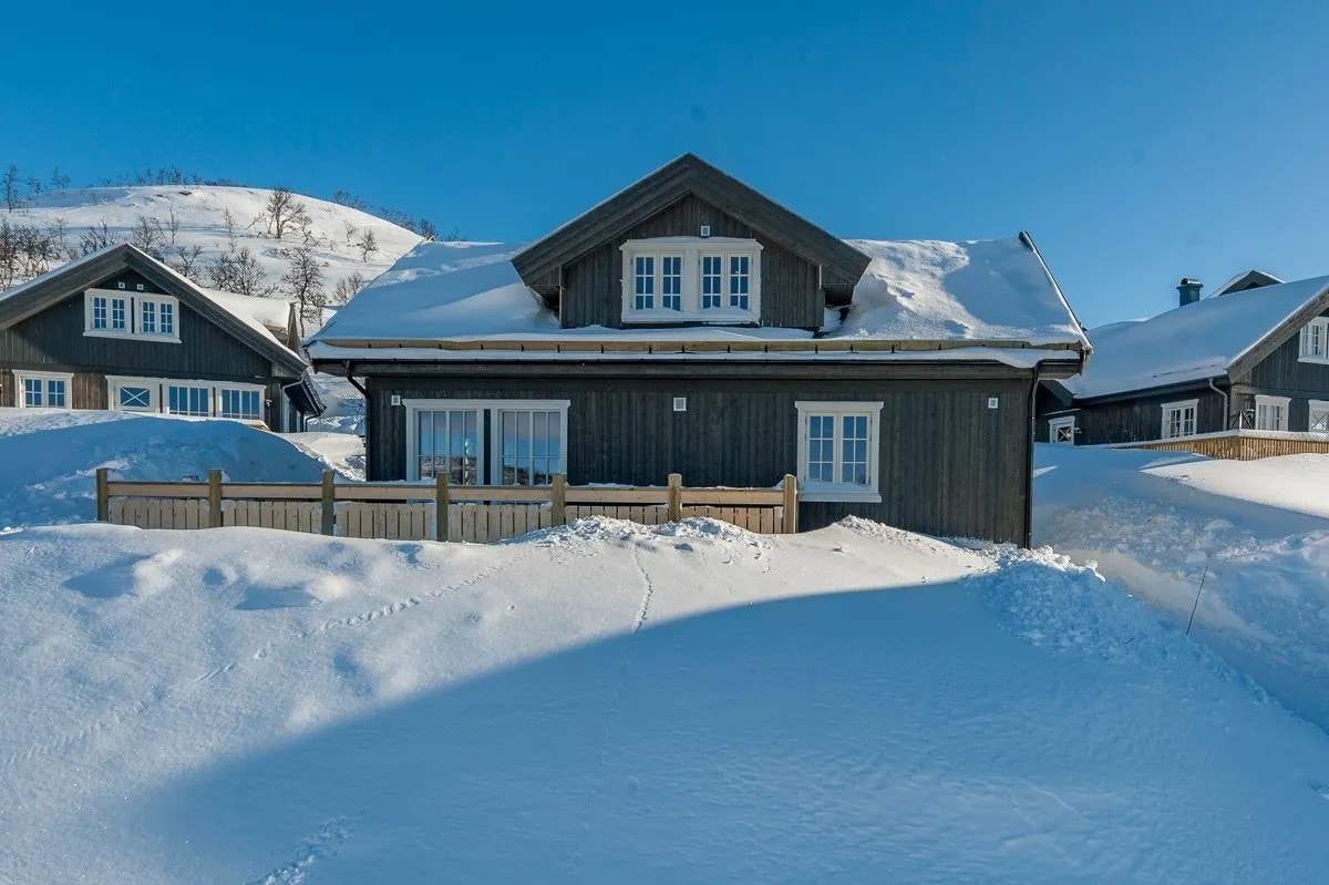 Hytta har vært uleid gjennom Airnbnb og selger opplyser om følgende tilbakemeldinger:
Sitater fra airbnb:
"Veldig fin hytte, flott beliggenhet!"
"Superfin beliggenhet med nærhet til slalåm og langrennsløyper!"
"Flott sted med fin utsikt!" Galleribilde