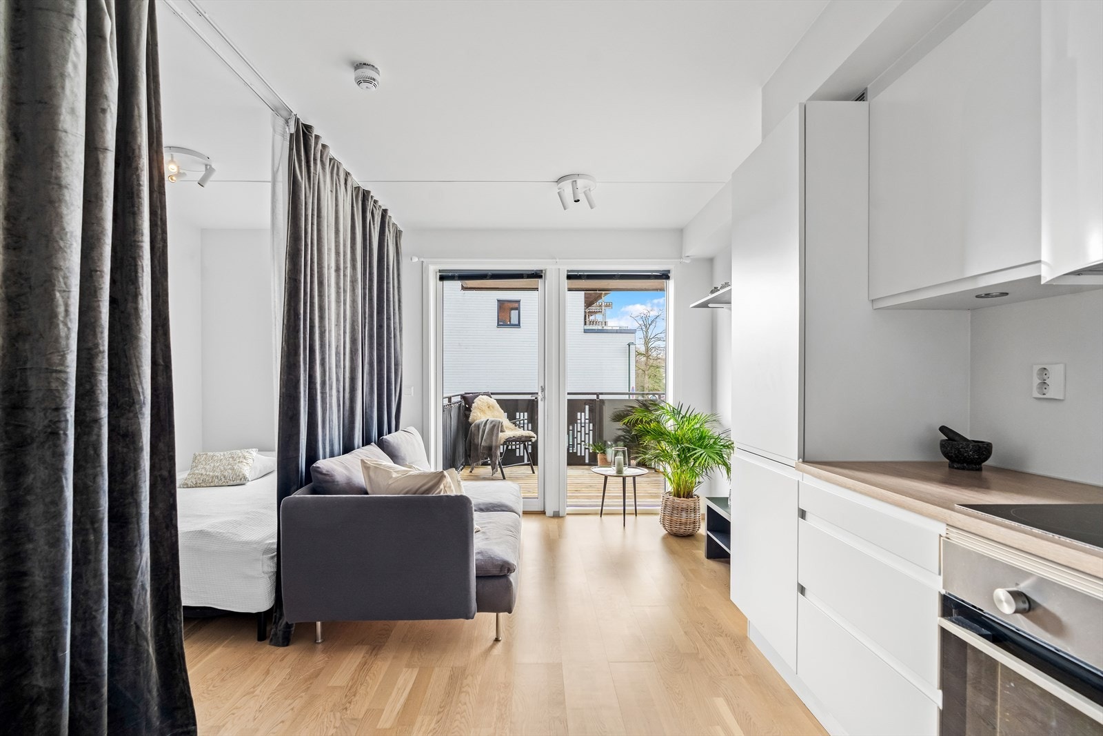 Dette er en arealeffektiv og moderne studioleilighet, med sentral beliggenhet! Galleribilde