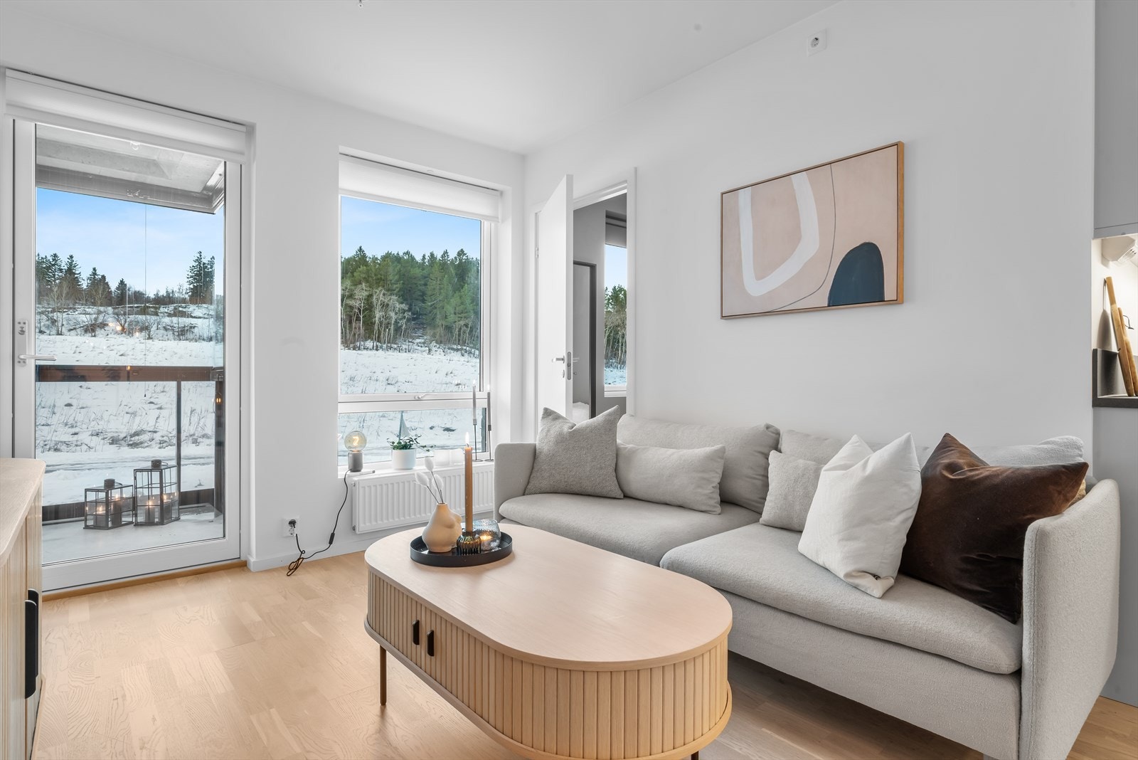 Velkommen til en særdeles lekker og innbydende leilighet i Bonesvegen 12! Galleribilde