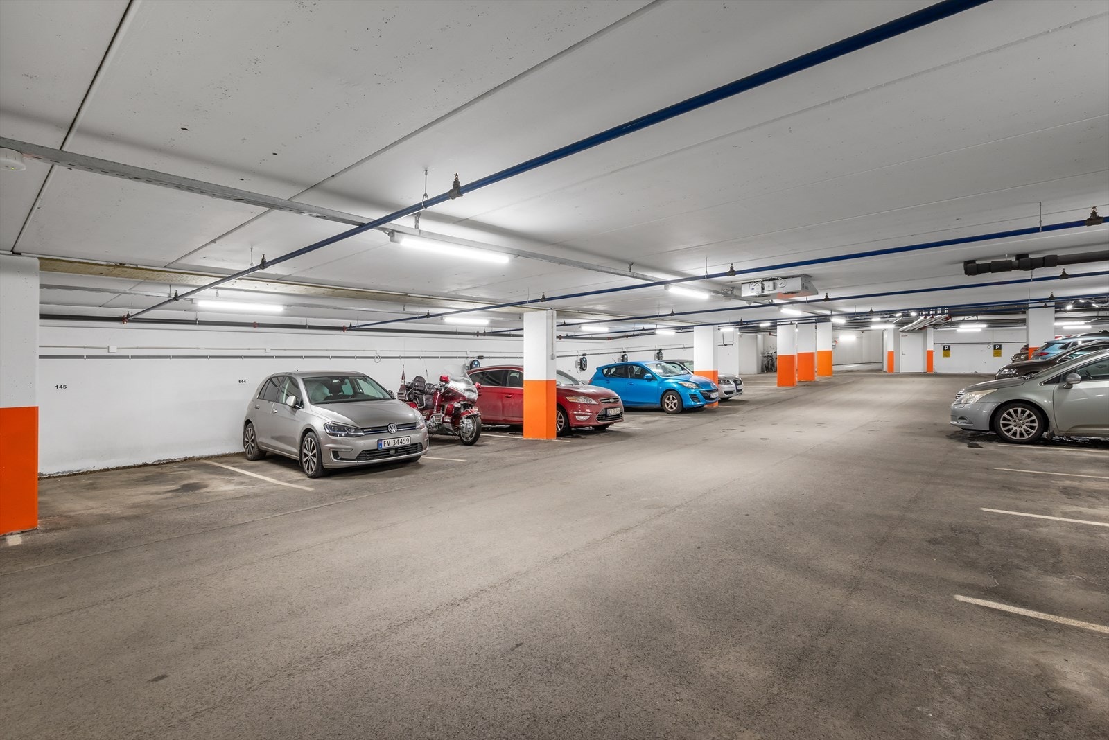 Det medfølger fast plass i p-kjeller Galleribilde