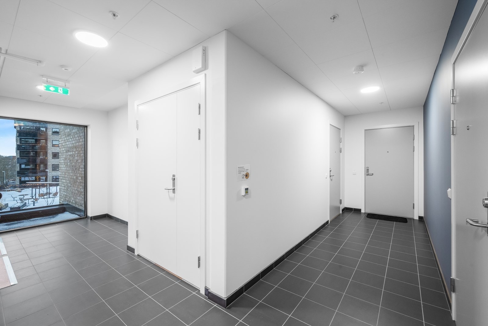 Leiligheten har oppvarming ved fjernvarme og gjenværende nybyggaranti Galleribilde