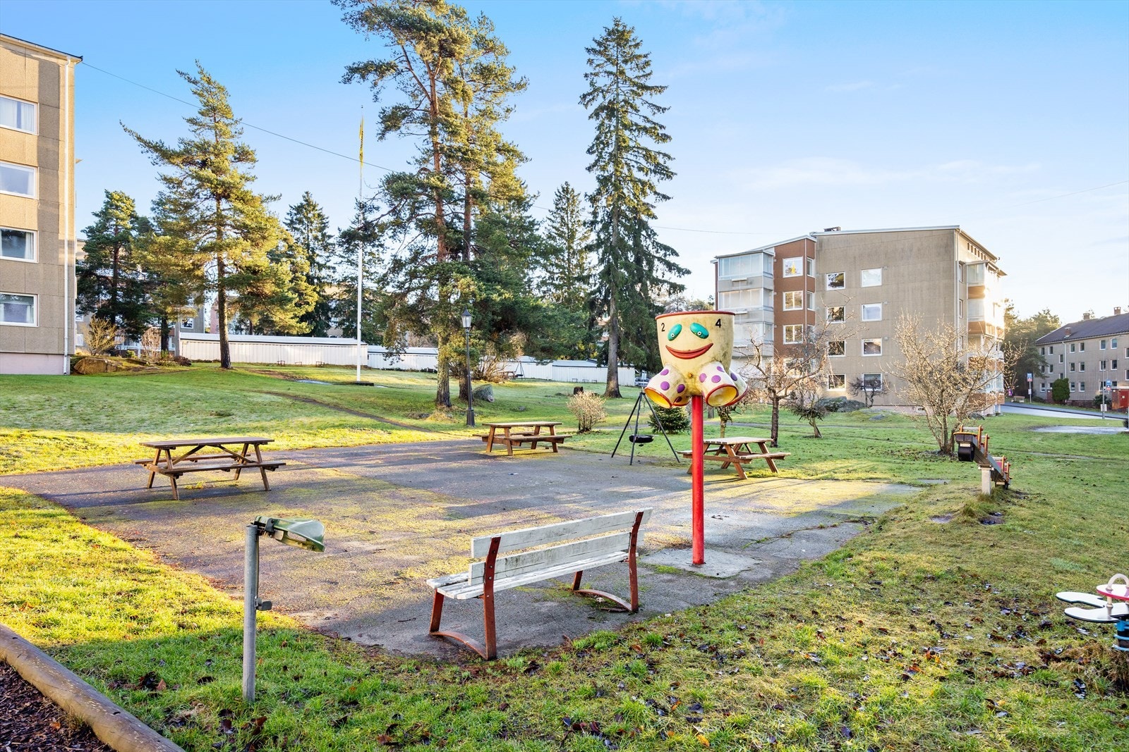 Området byr på nærhet til Østmarka med flotte tur- og rekreasjonsmuligheter. Galleribilde