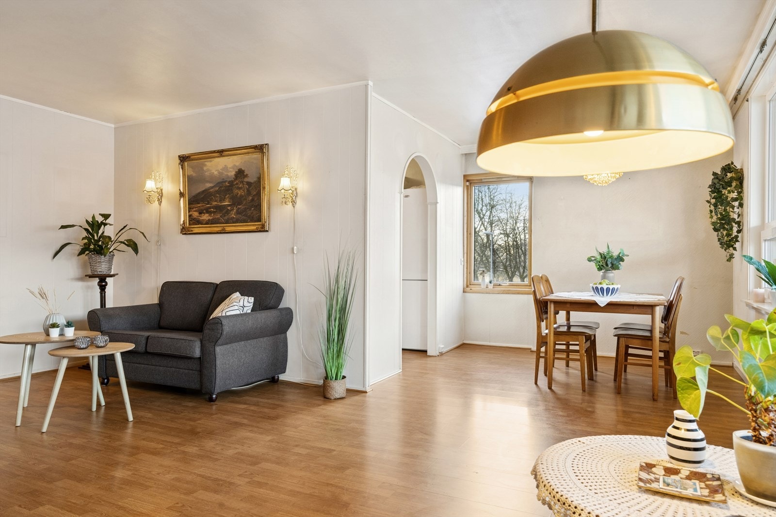 Endebeliggenheten mot sør gir ekstra naturlig gjennomlys. Galleribilde