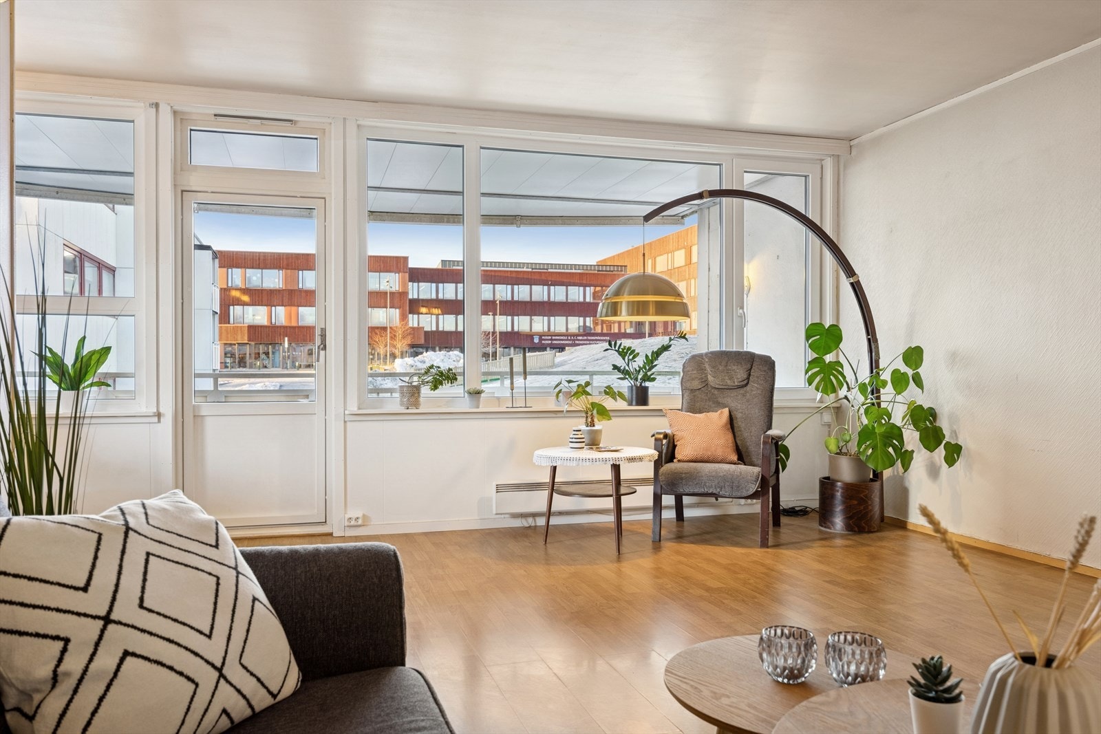 Leiligheten trenger noe kjærlighet for å oppnå 2026-standard, men dette er et supert utgangspunkt for å forme din egen drømmeleilighet. Galleribilde