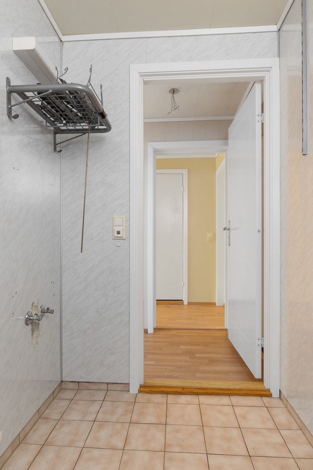 Vaskerom Galleribilde