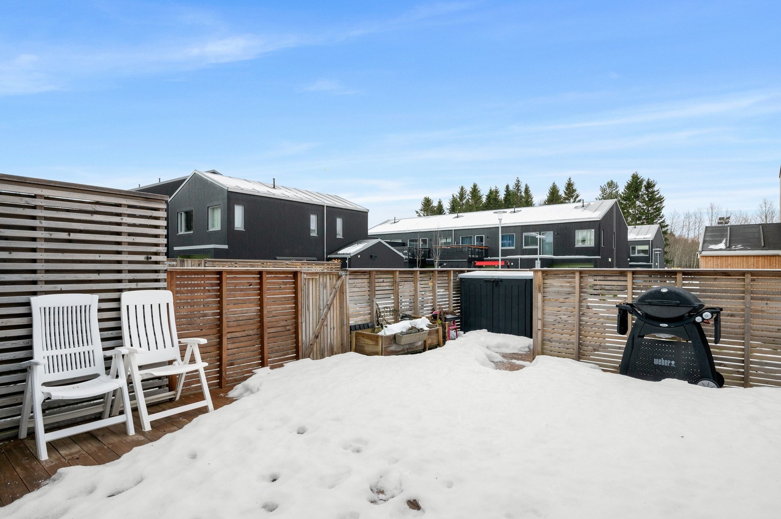 Stor sørvendt terrasse på hele 45kvm Galleribilde