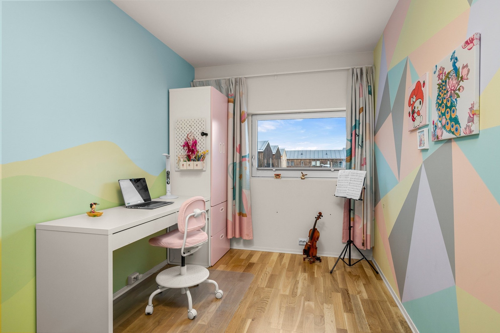 Soverom 1 i 2.etasje Galleribilde