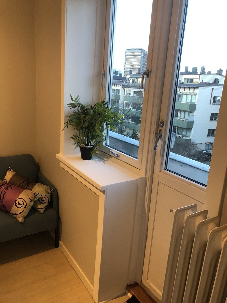 Stue m/ kjøkken Galleribilde