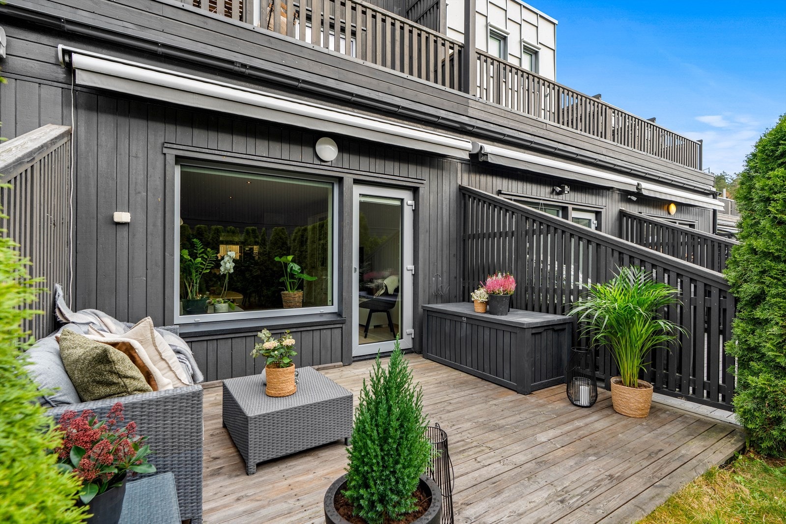 Terrassen er sydvendt og er på 12 m². Galleribilde