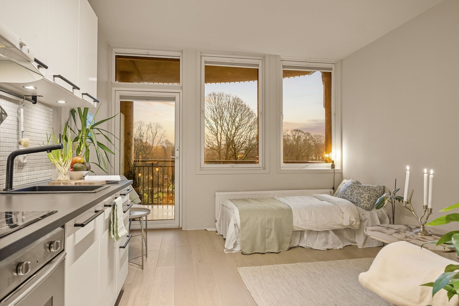 Velkommen til Pilestredet Park 12A! Presentert av Andreas Motzfeldt Raasok // EiendomsMegler1. Foto: Juliane // Studio Juliane. Galleribilde