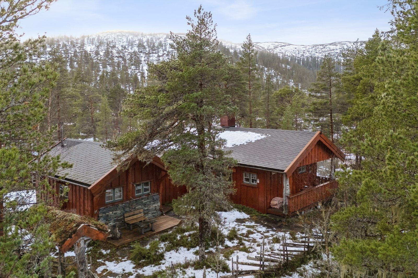 Eiendommen ligger midt i et eldorado av fantastisk natur Galleribilde