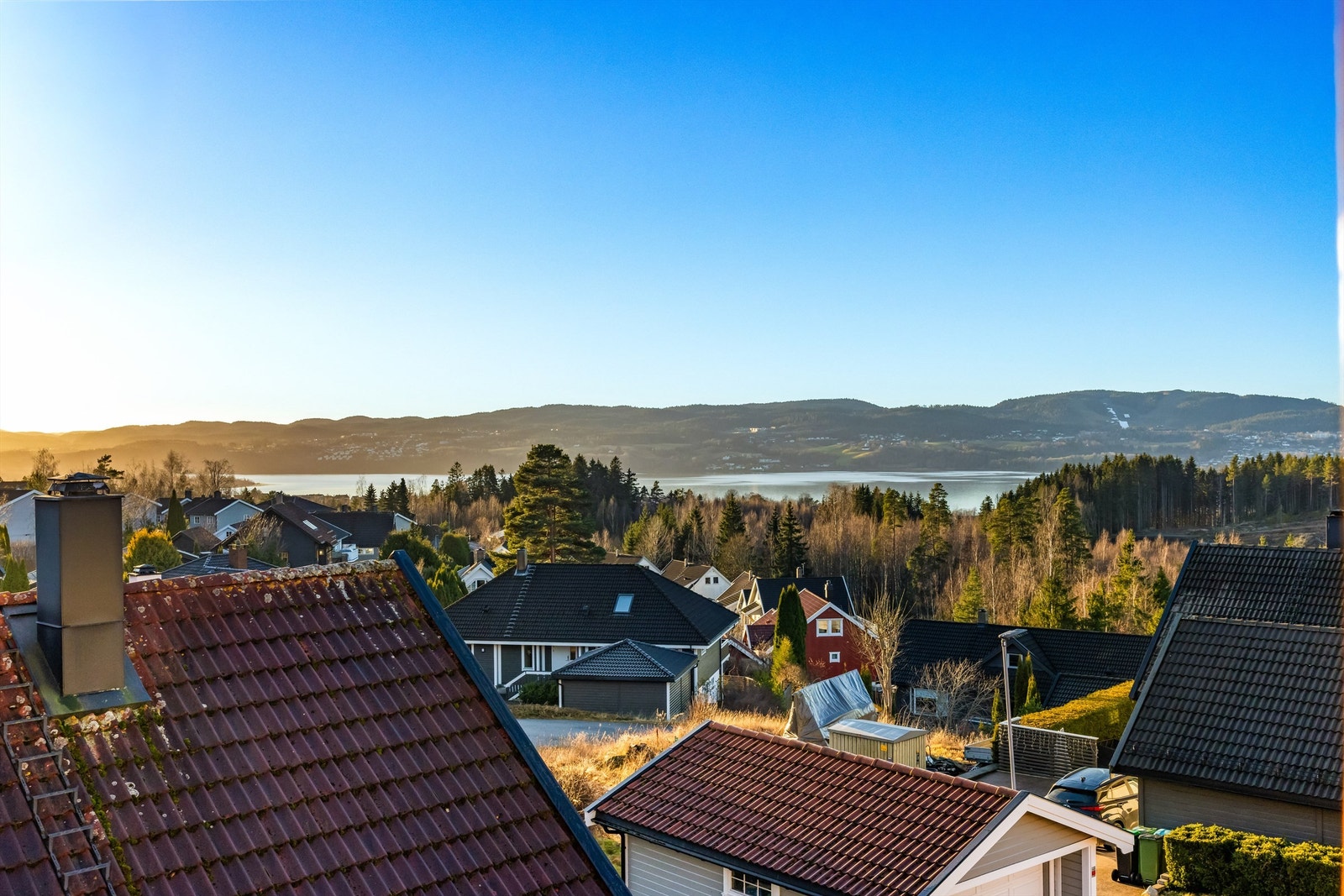 Flott utsikt også fra loftsetasjen. Galleribilde