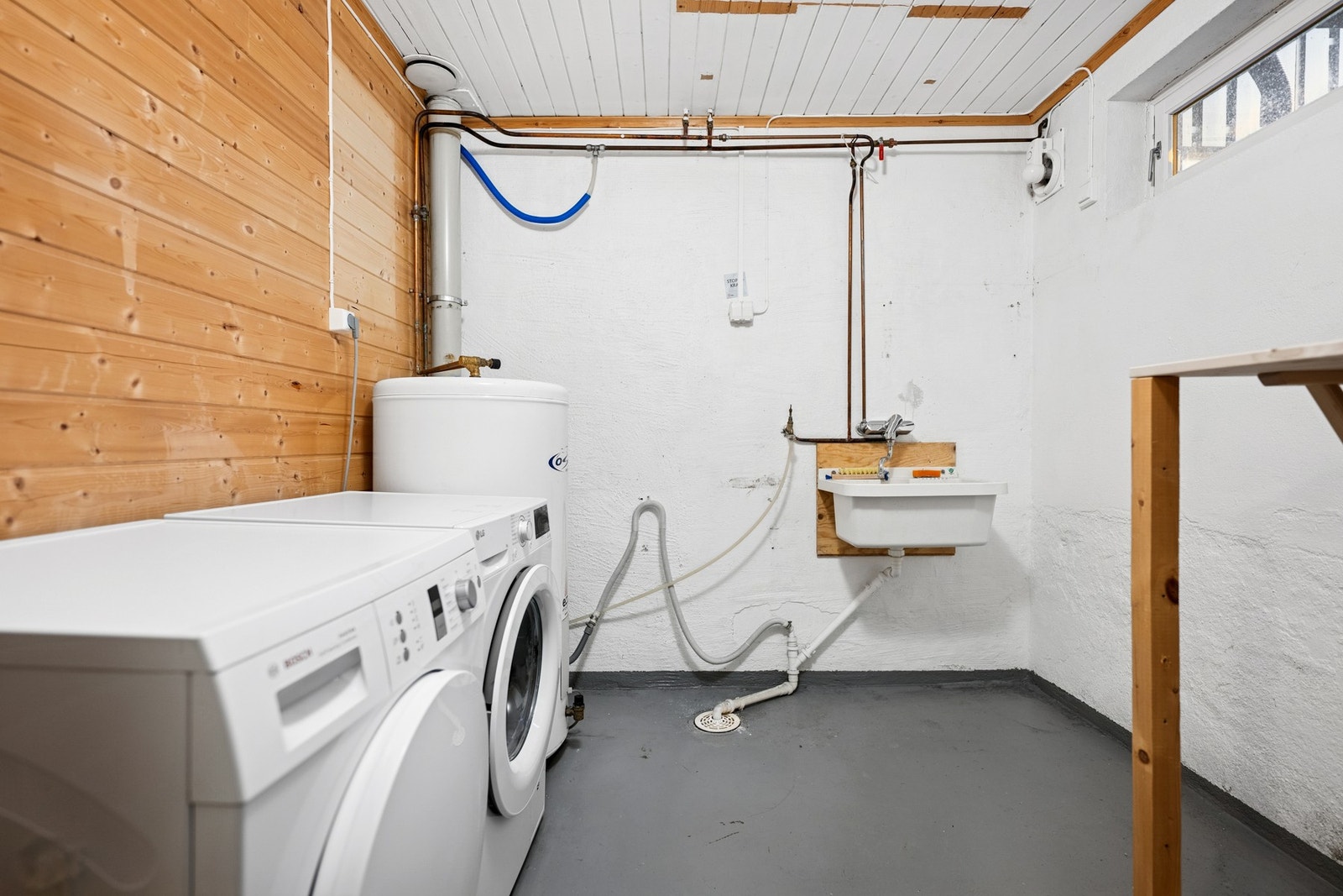 Vaskerom Galleribilde