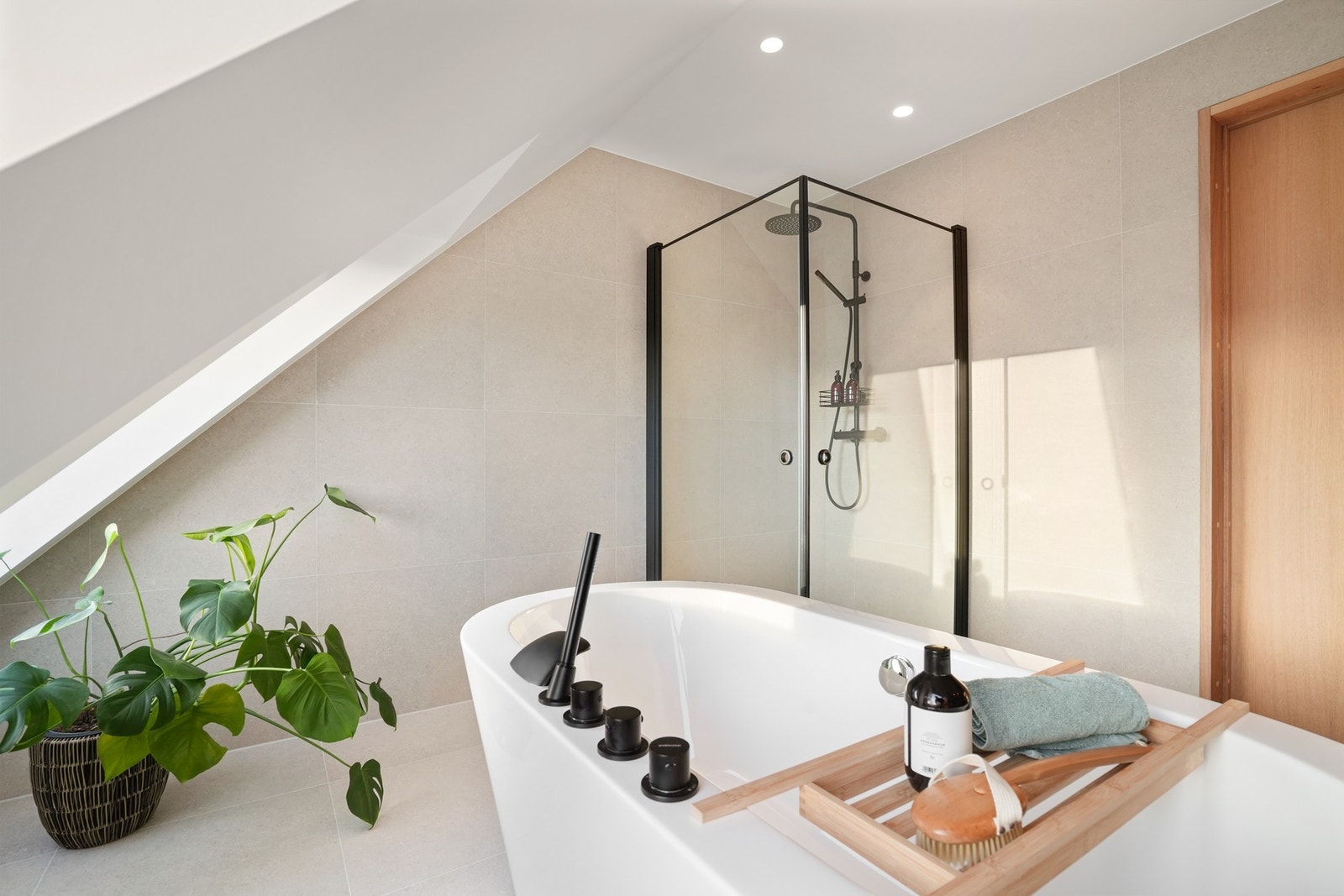 Egenpleie, lys og ro. Galleribilde