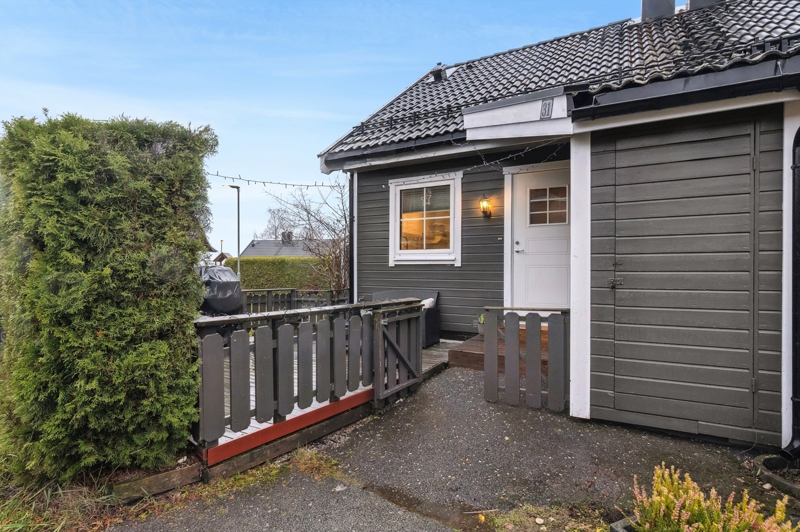 Ved inngangspartiet er det en bod på 3 kvm. Galleribilde