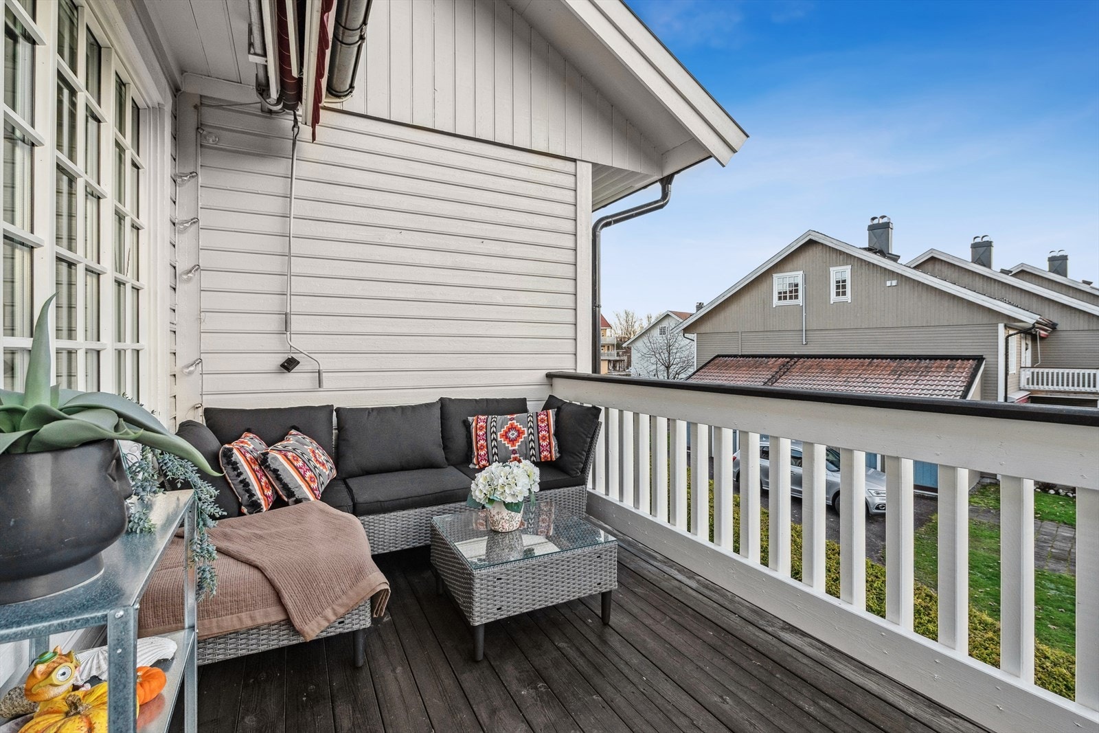 Balkongen har fin plass med muligheter allsidig innredning etter eget ønske. Galleribilde