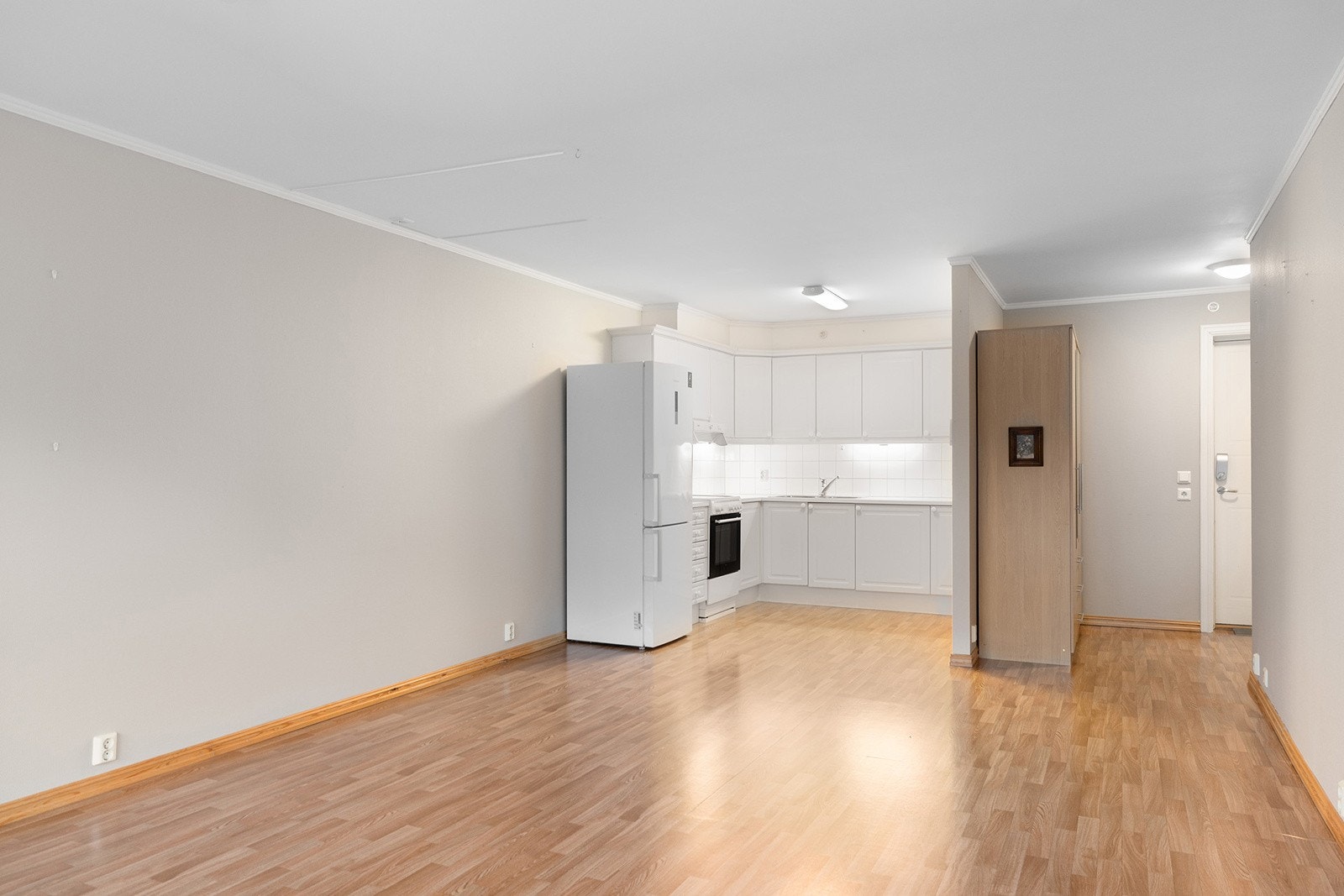 Kjøkken med hvitevarer Galleribilde