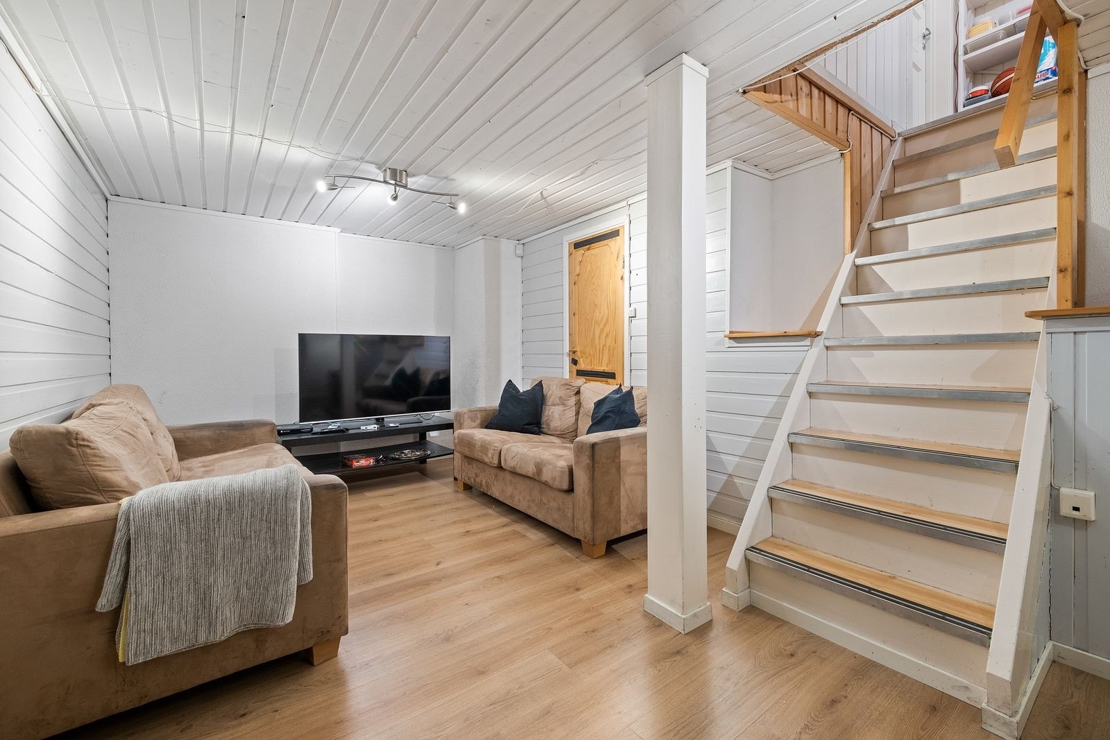 Felles stue i underetasjen Galleribilde