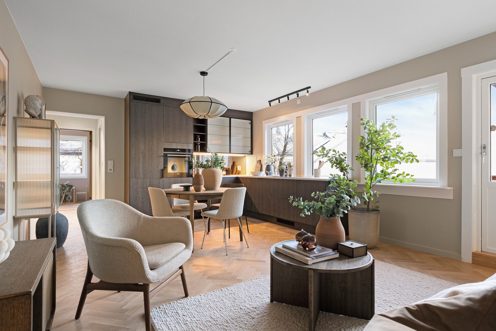 Velkommen til Geitmyrsveien 27 - en påkostet, ekslusiv og ettertraktet leilighet med balkong og unike kvaliteter Galleribilde