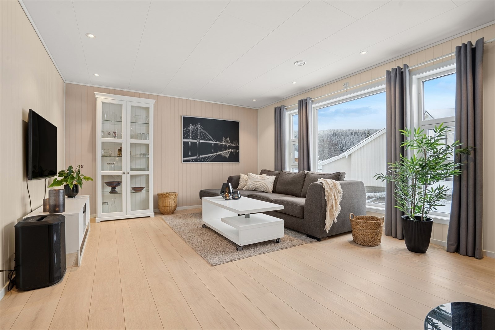 Velkommen til Elvevegen 1B! Galleribilde