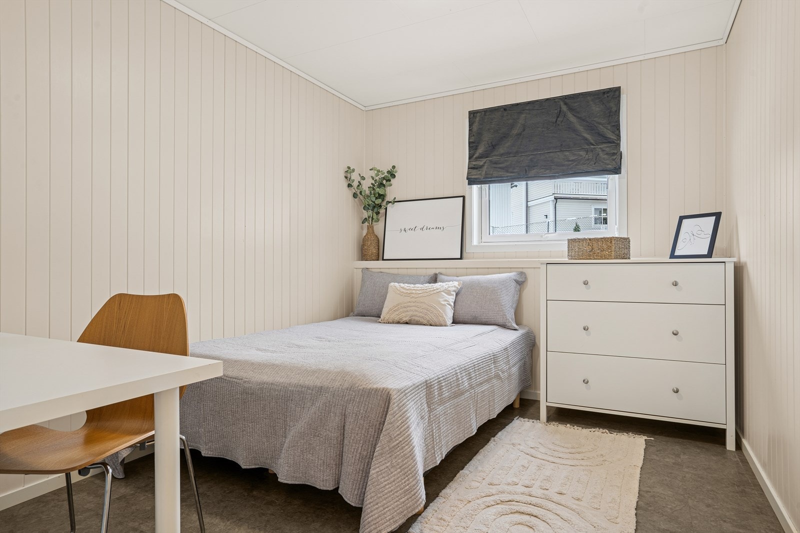 Rom for flere dekarasjoner, Galleribilde