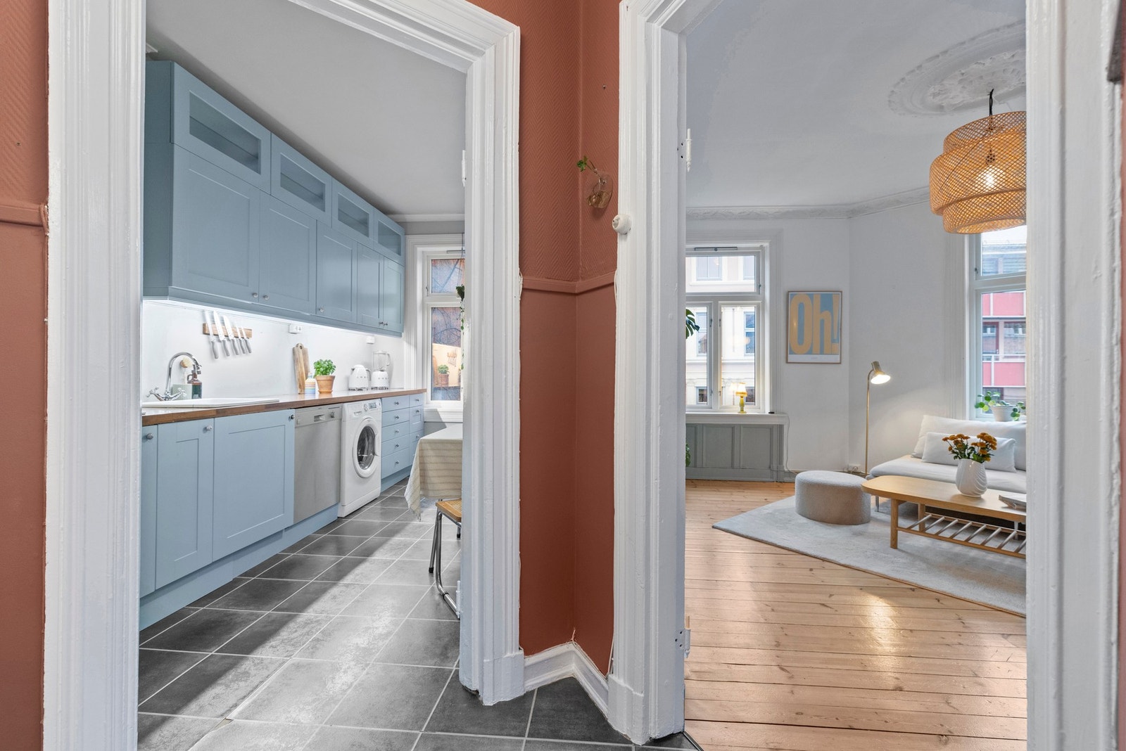 Planløsningen er praktisk, med separat kjøkkenløsning. Galleribilde