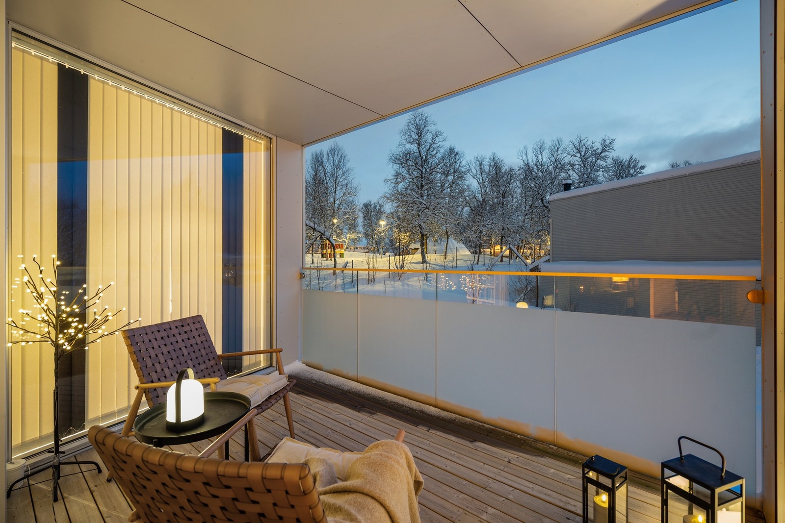 Og praktisk med overbygd tak! Galleribilde