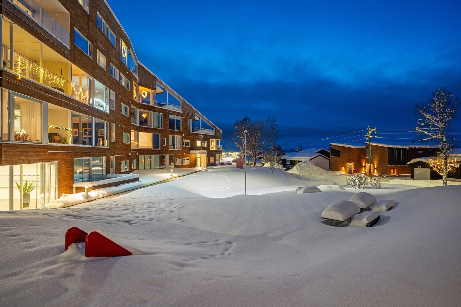 En leilighet for deg som søker design, kvalitet og romslig eleganse - velkommen på visning! Galleribilde