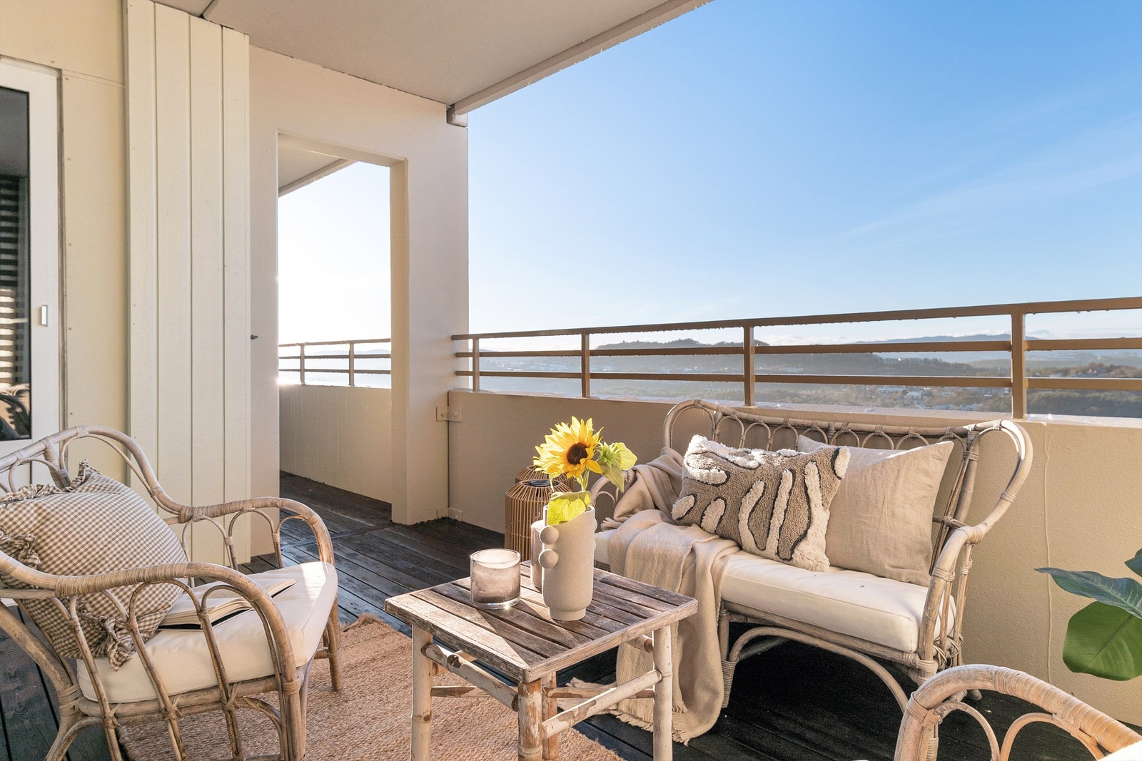 Romslig balkong med vidstrakt, nydelig utsikt! Galleribilde