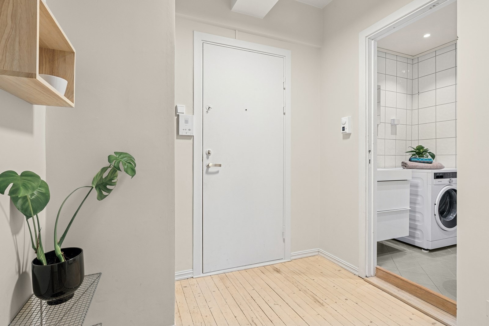 Det er callinganlegg i entreen. Galleribilde