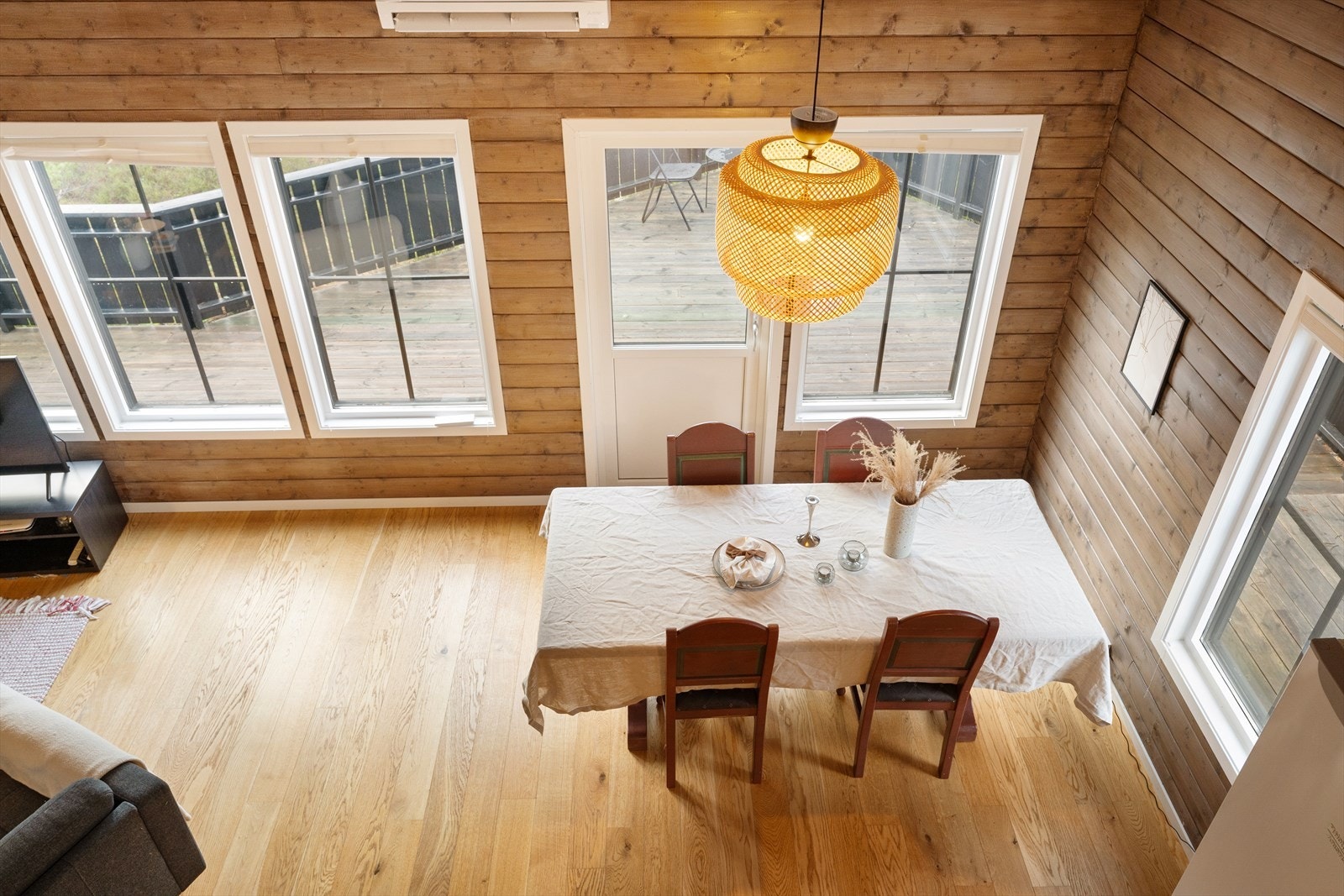 God plass til spisebord Galleribilde