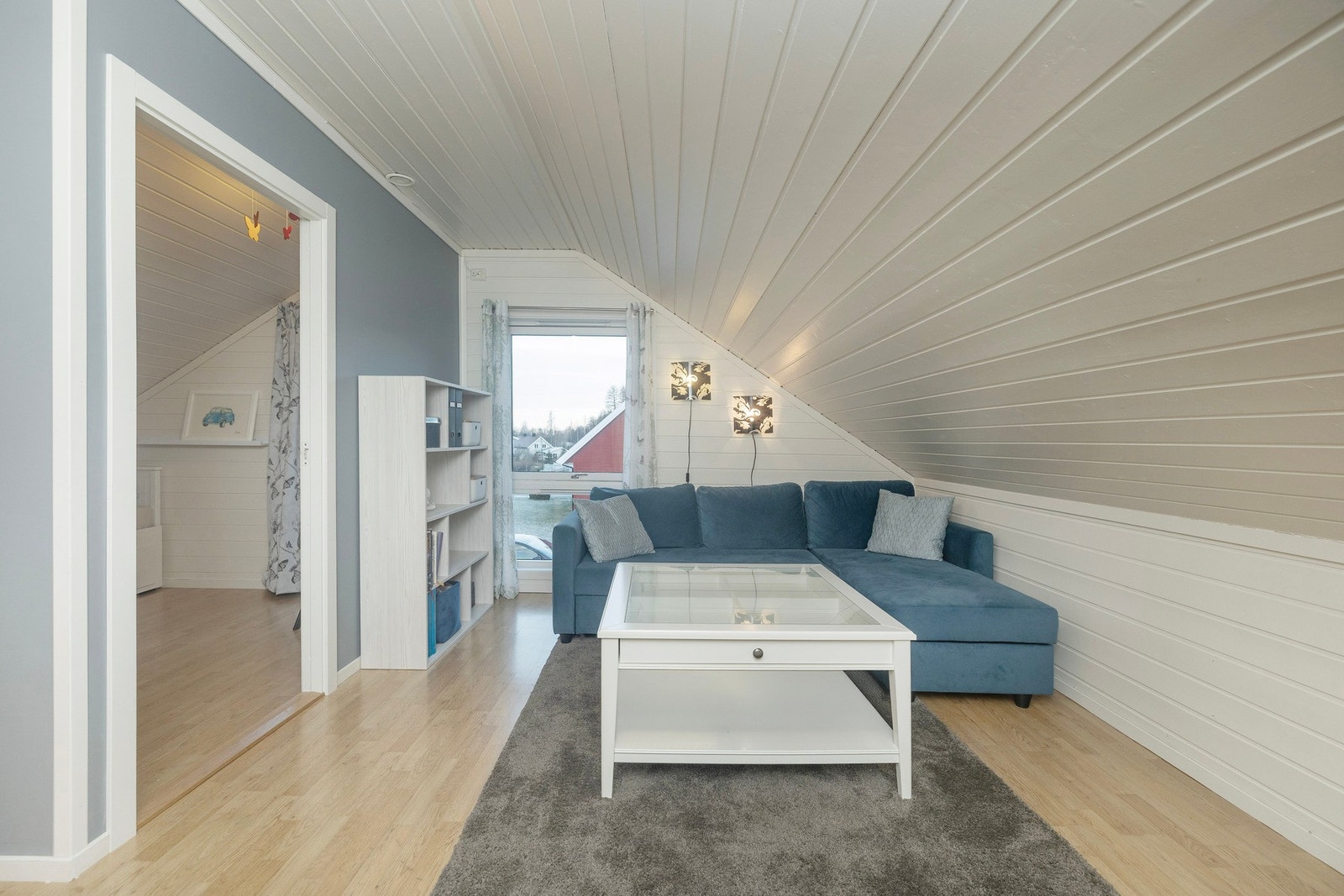 Loftsstue med mulighet for sittegruppe. Galleribilde