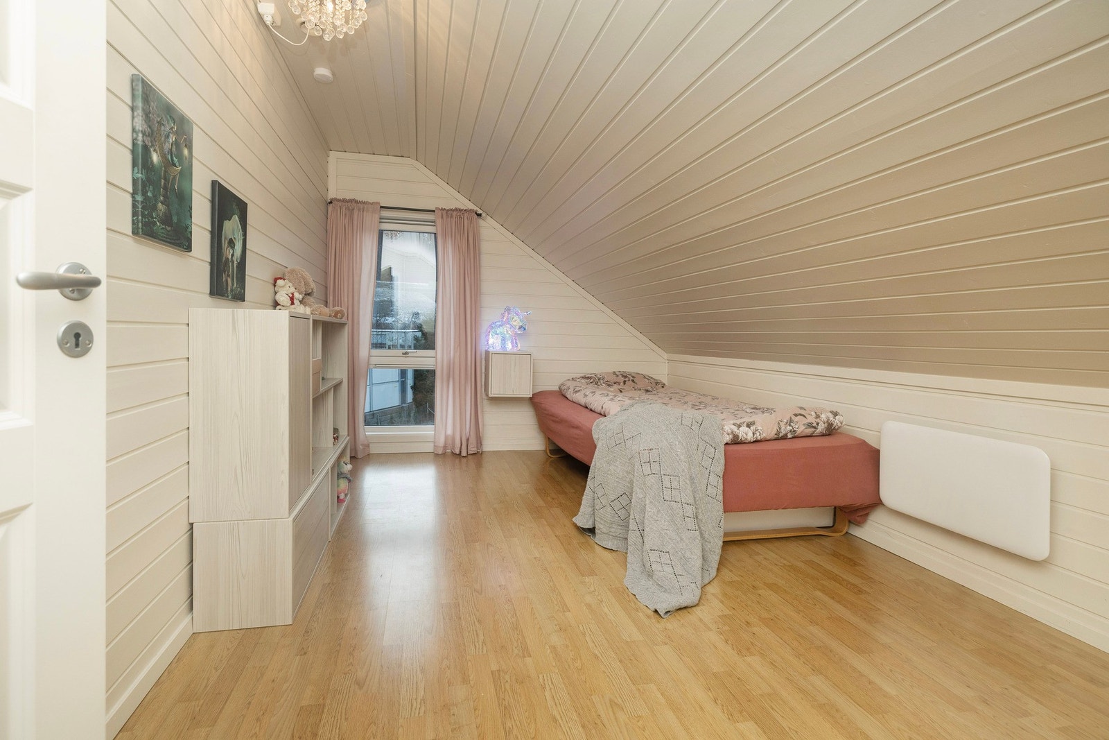 Soverom på 9,7kvm i 2. etasje. Galleribilde