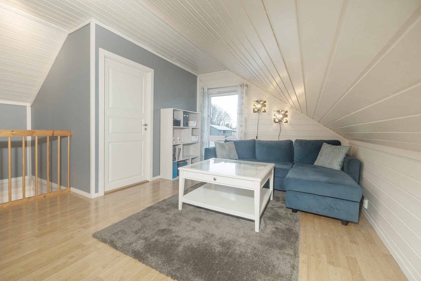 Loftsstue Galleribilde