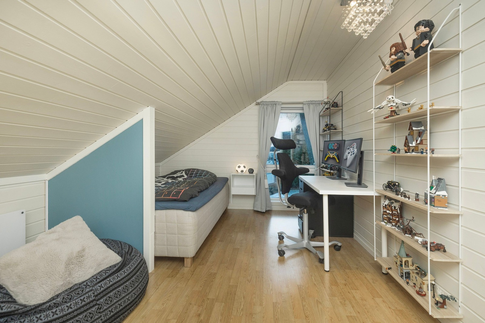 Soverom på 9,5kvm i 2. etasje. Galleribilde