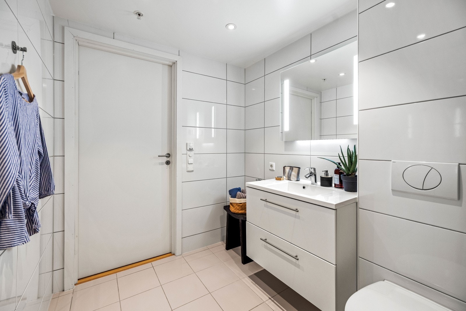 Det er opplegg for både vaskemaskin og tørketrommel. Galleribilde