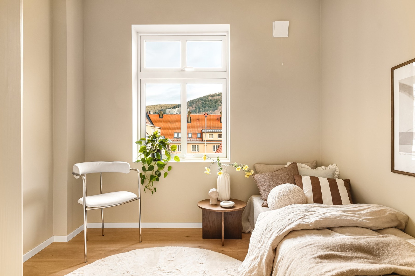 Soverommet måler 6,8 kvadratmeter Galleribilde