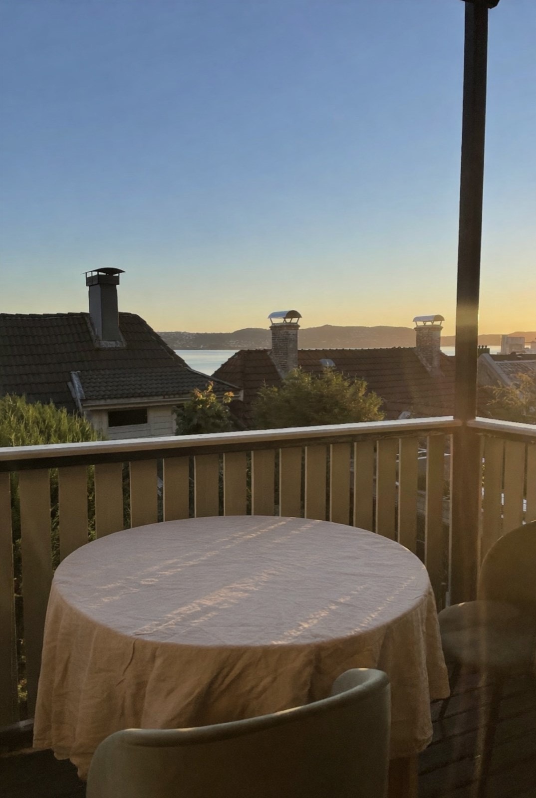 Selgers eget bilde. Galleribilde