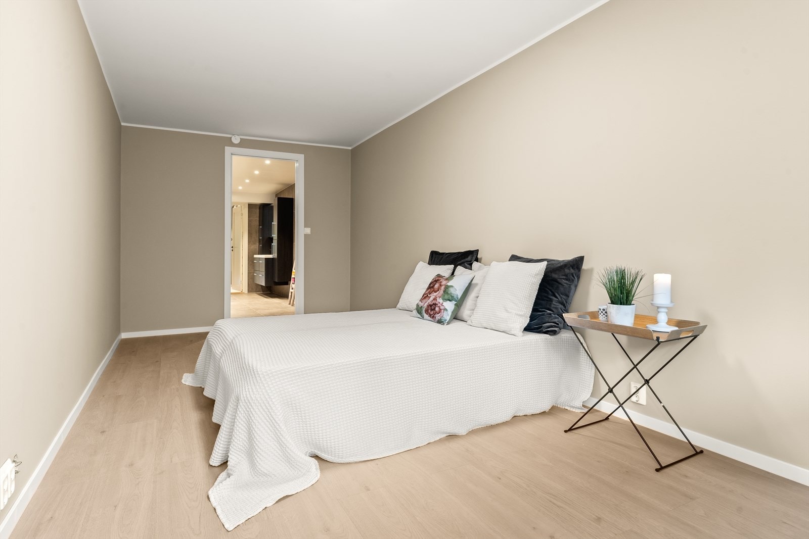 Leiligheten har totalt 3 soverom. Galleribilde