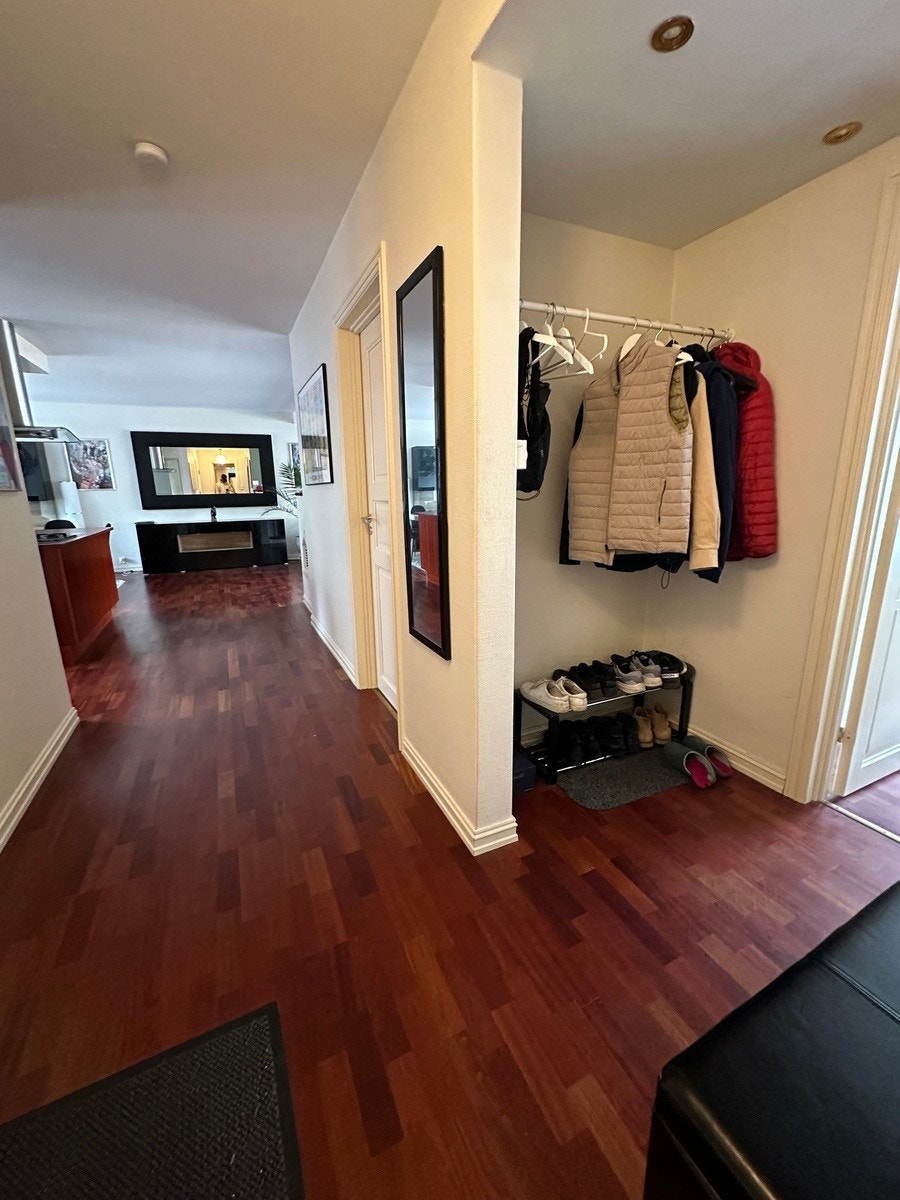 Gang mot stue Galleribilde