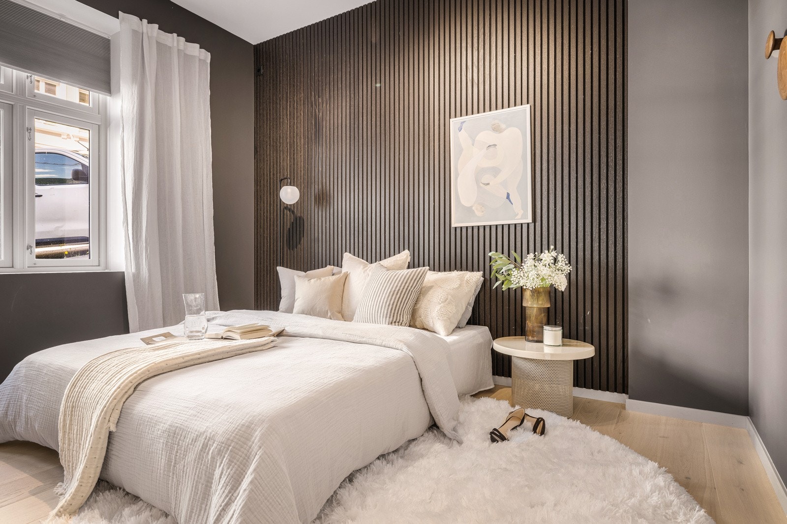 Hovedsoverommet er 9,2 kvm og har god plass til dobbeltseng og garderobe. Galleribilde