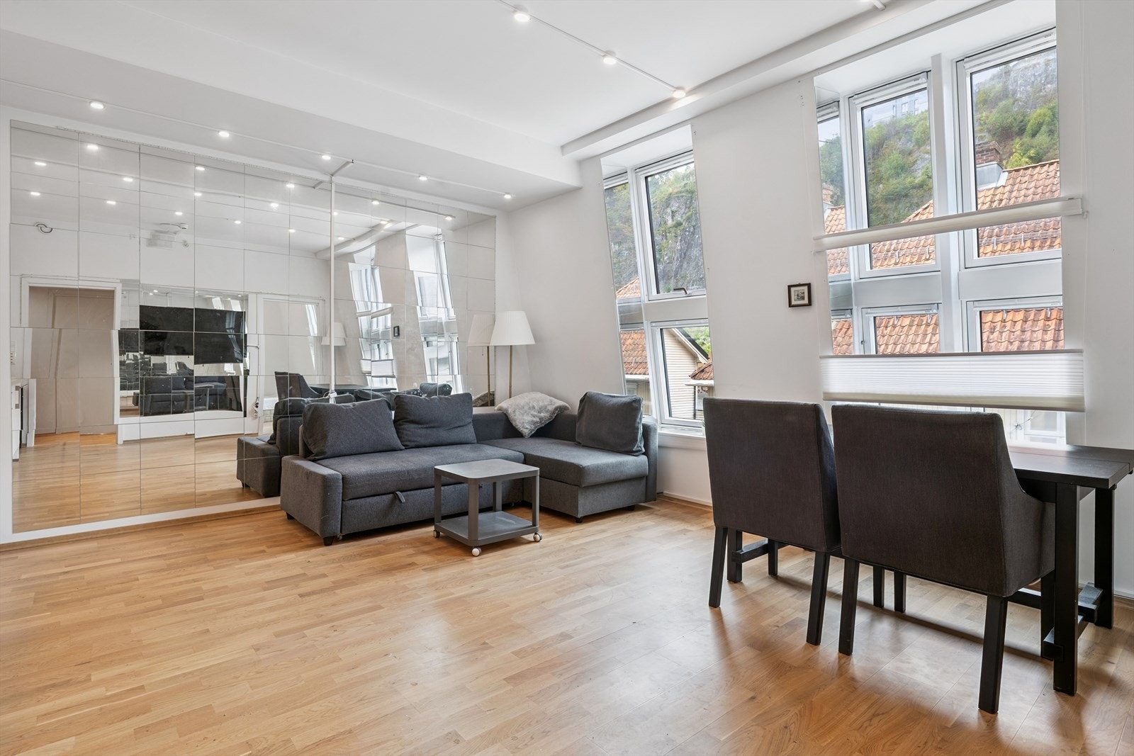 Mye innlys Galleribilde