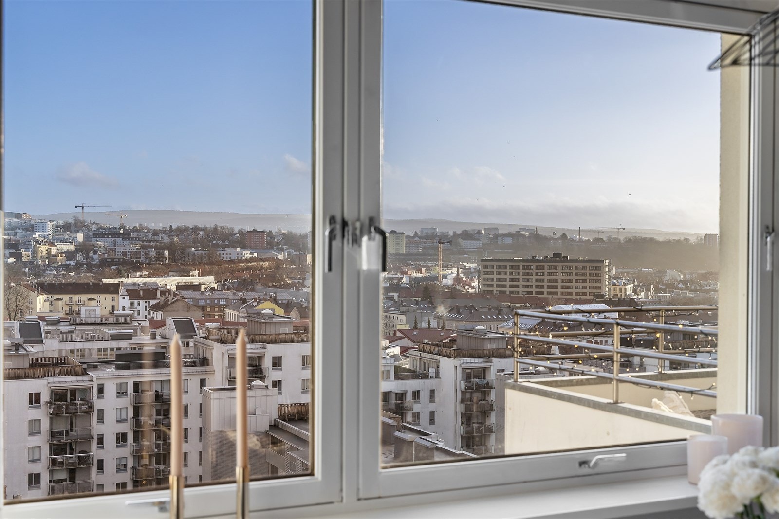 Utsikt fra stue. Galleribilde