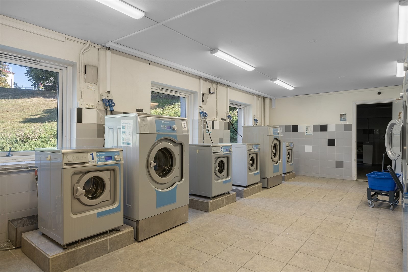 Felles vaskeri som kan benyttes fra kl. 07.00 til kl. 23.00 alle dager. Galleribilde